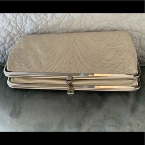 Wallet/clutch
